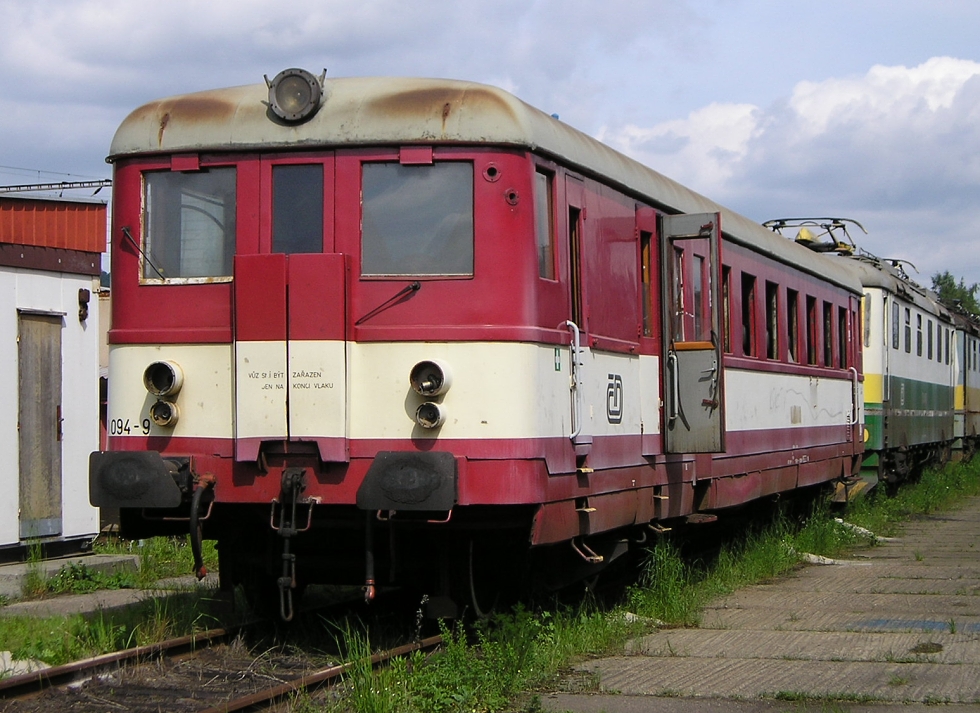 830 094-9