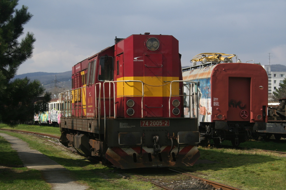 742 005-2