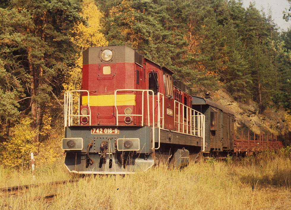 742 016-9