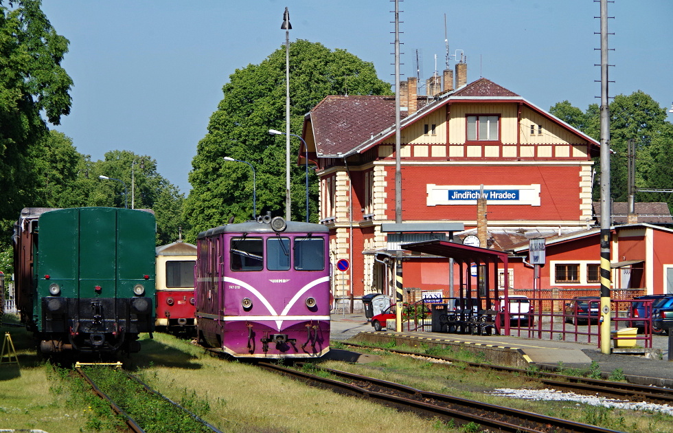 705 919-9