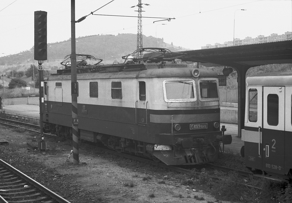 E499.1049