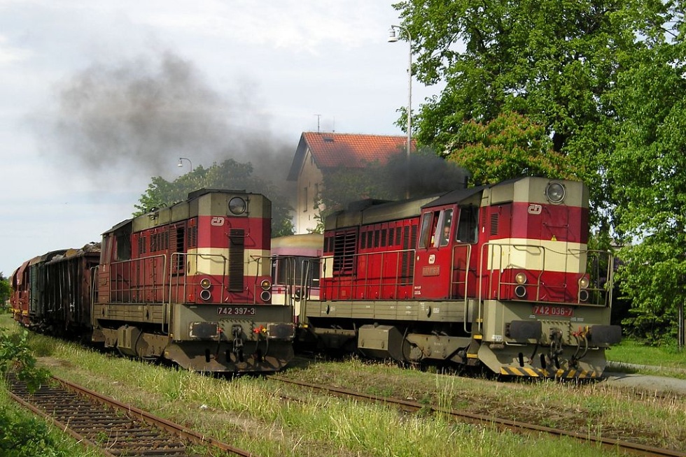 742 036-7