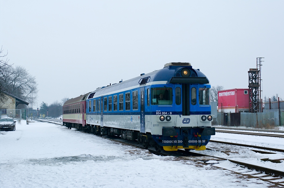 854 004-9