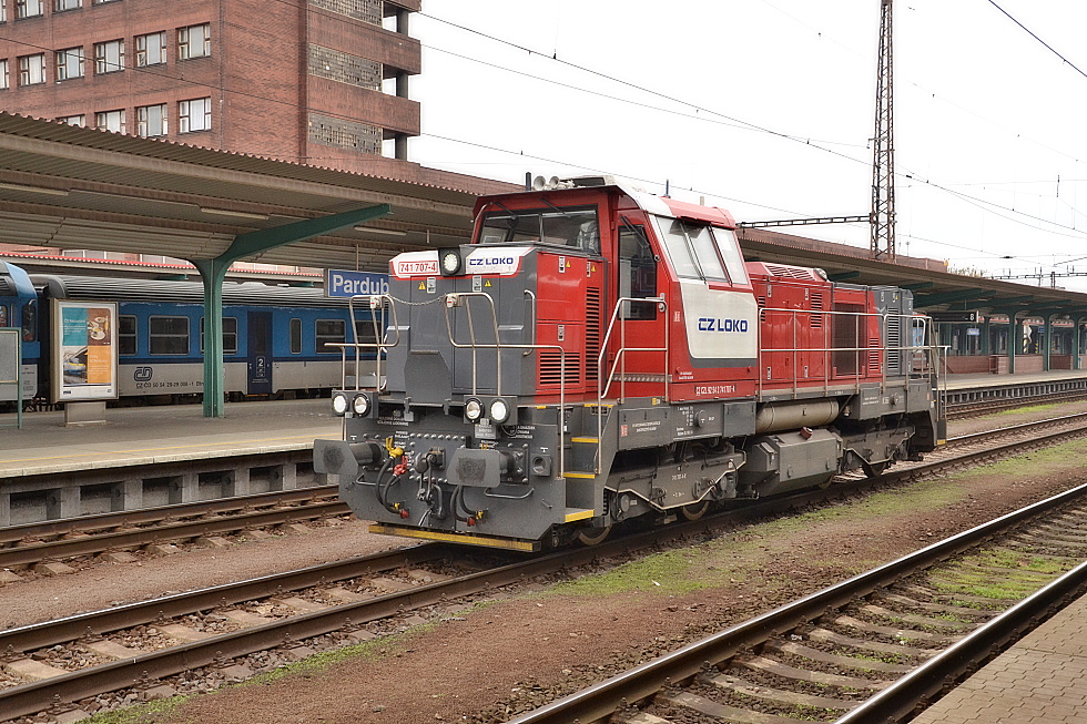 741 707-4