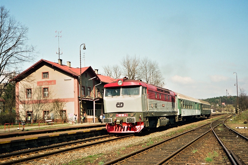 749 181-4