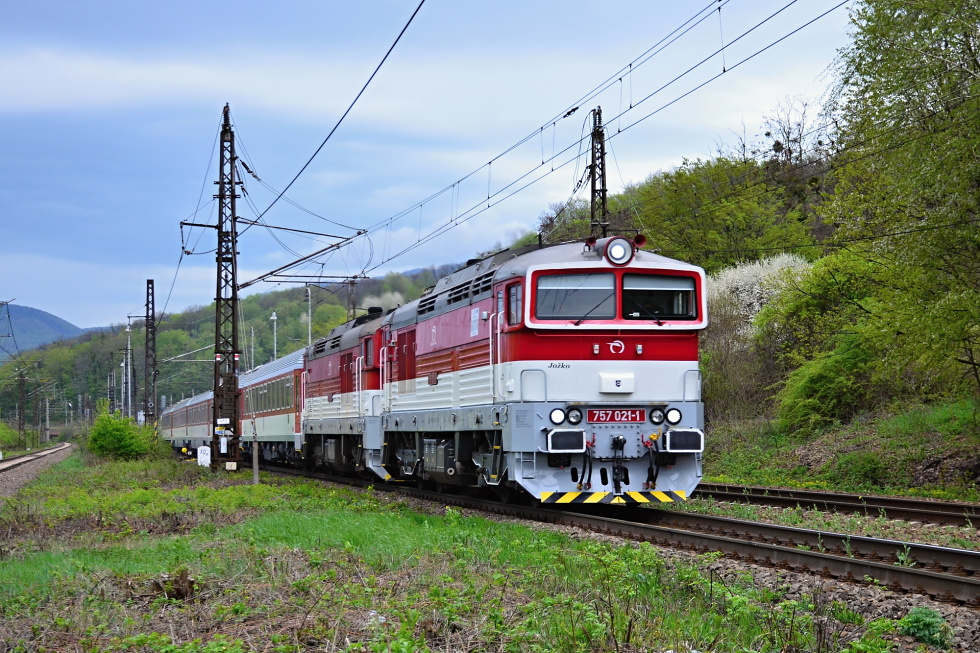 757 021-1
