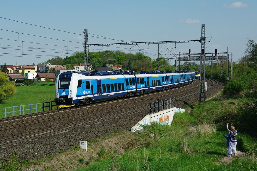 660 107-4