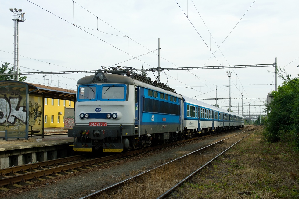 242 246-7