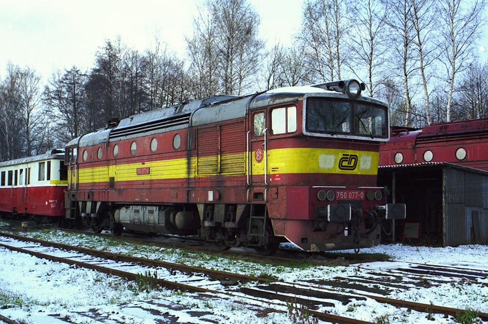 750 077-0