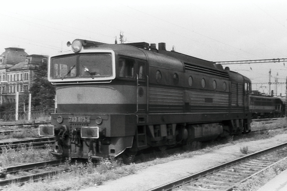 753 073-6
