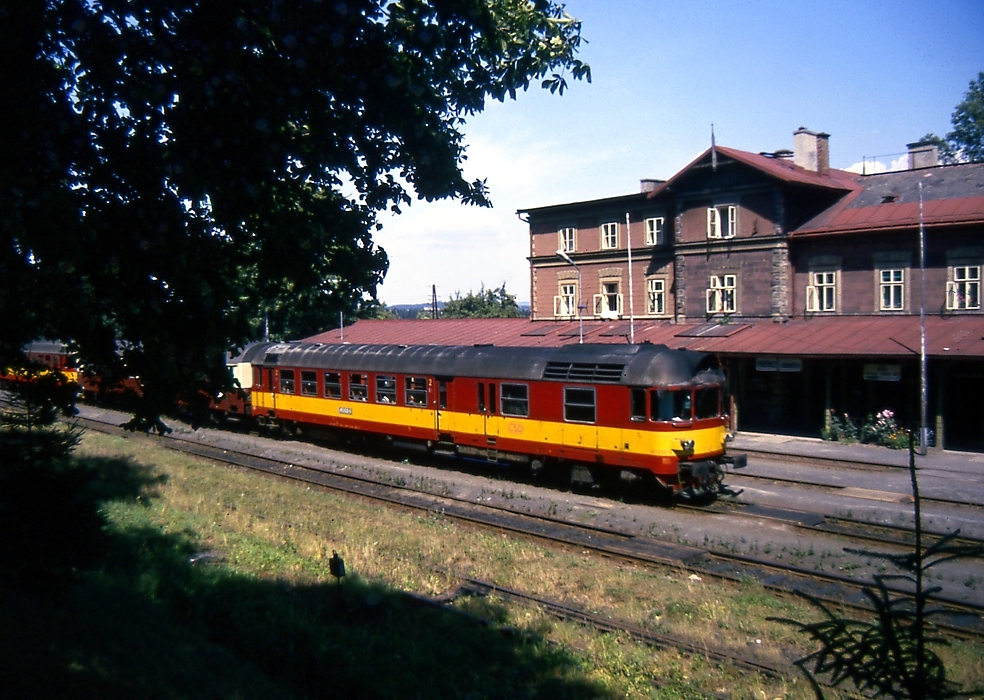 853 020-6