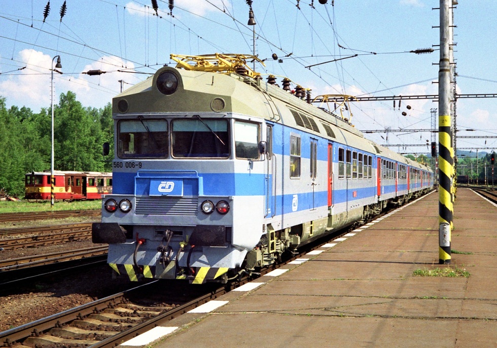 560 006-9
