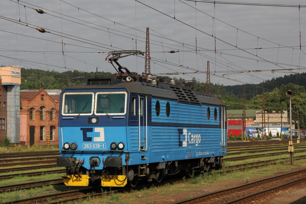 363 038-1