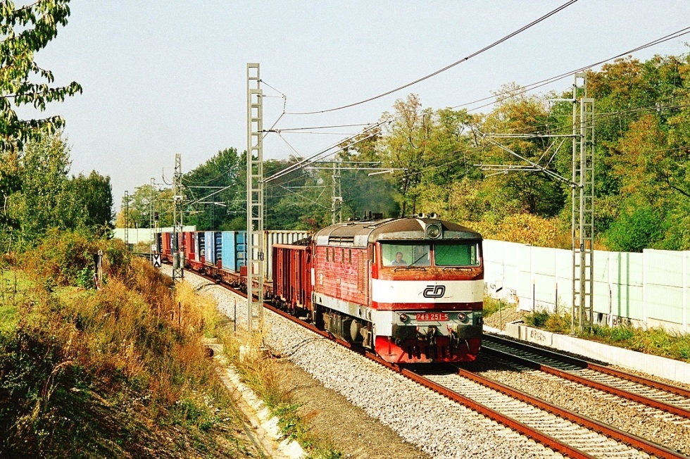 749 251-5
