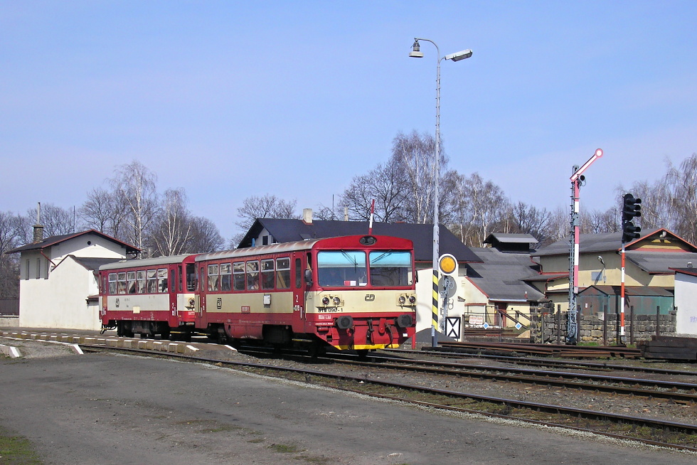 810 090-1