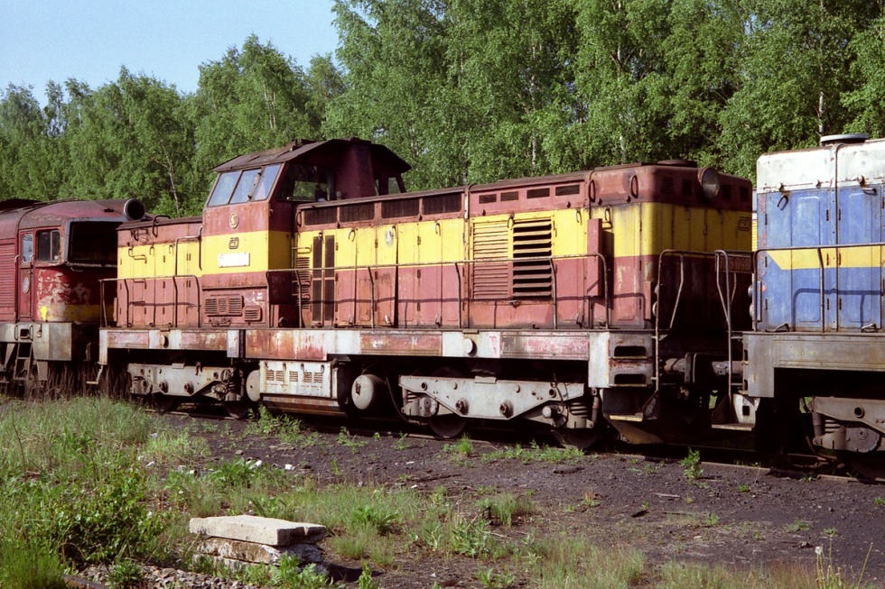 735 098-6