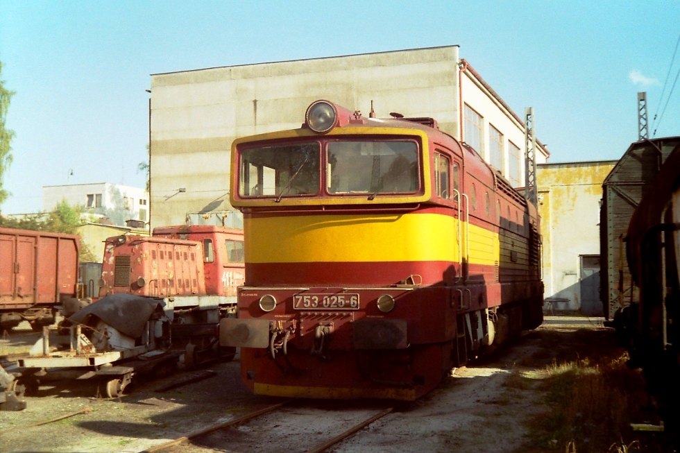 753 025-6