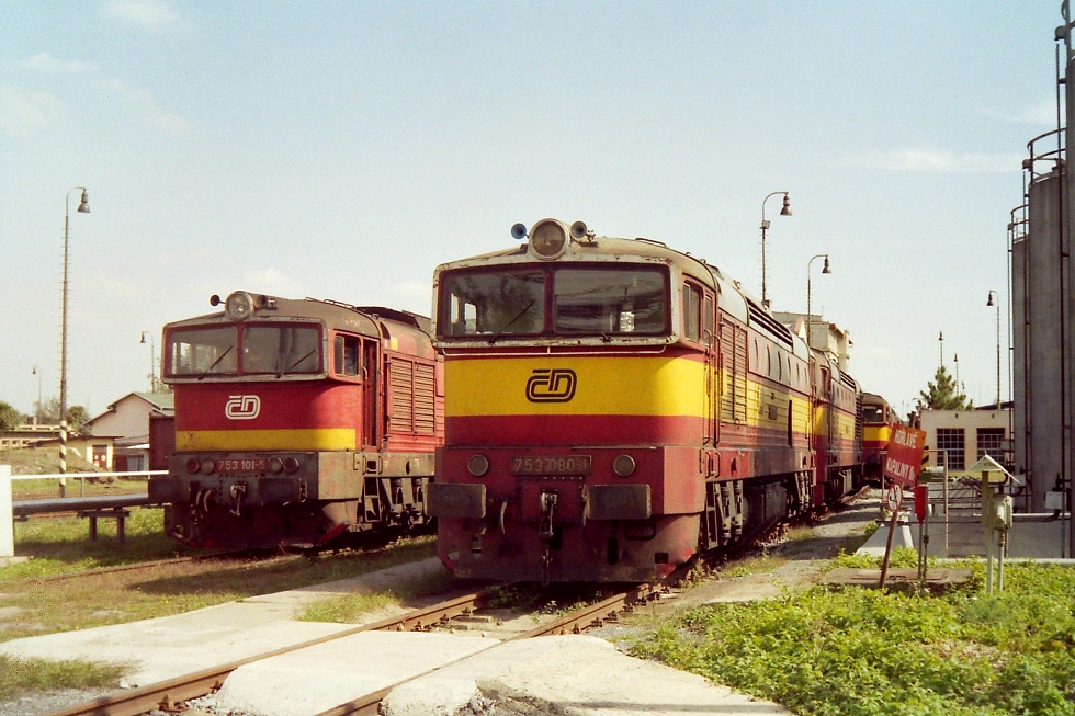 753 080-1