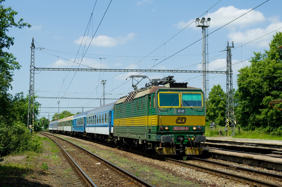 163 089-6