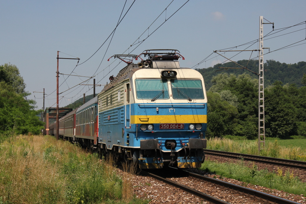 350 004-8