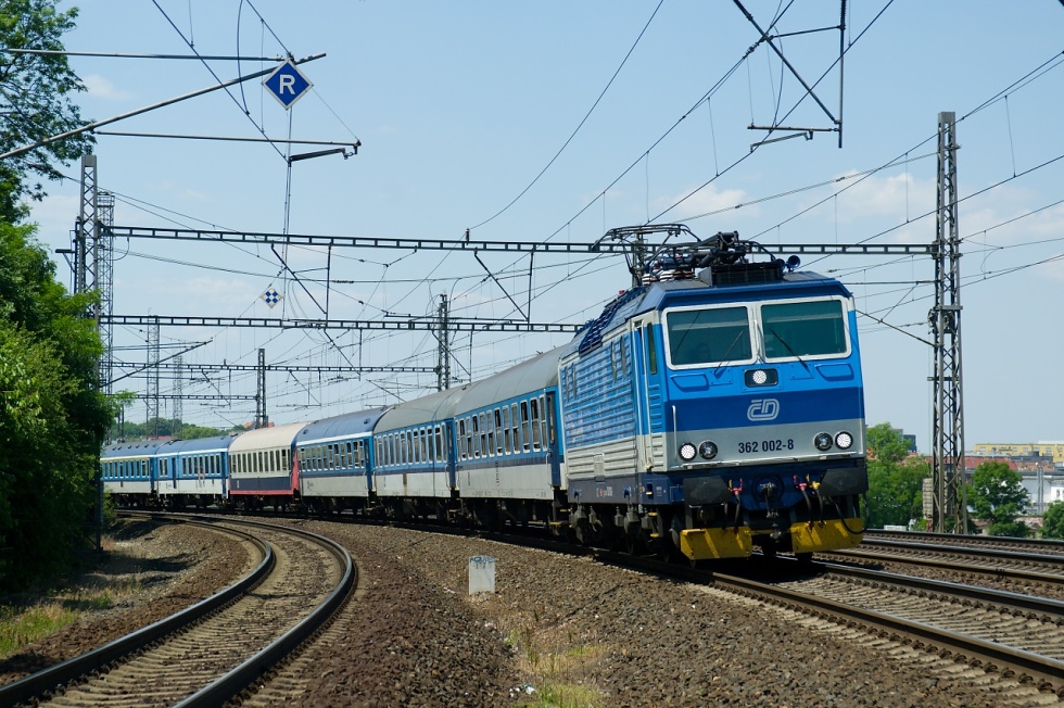 362 002-8