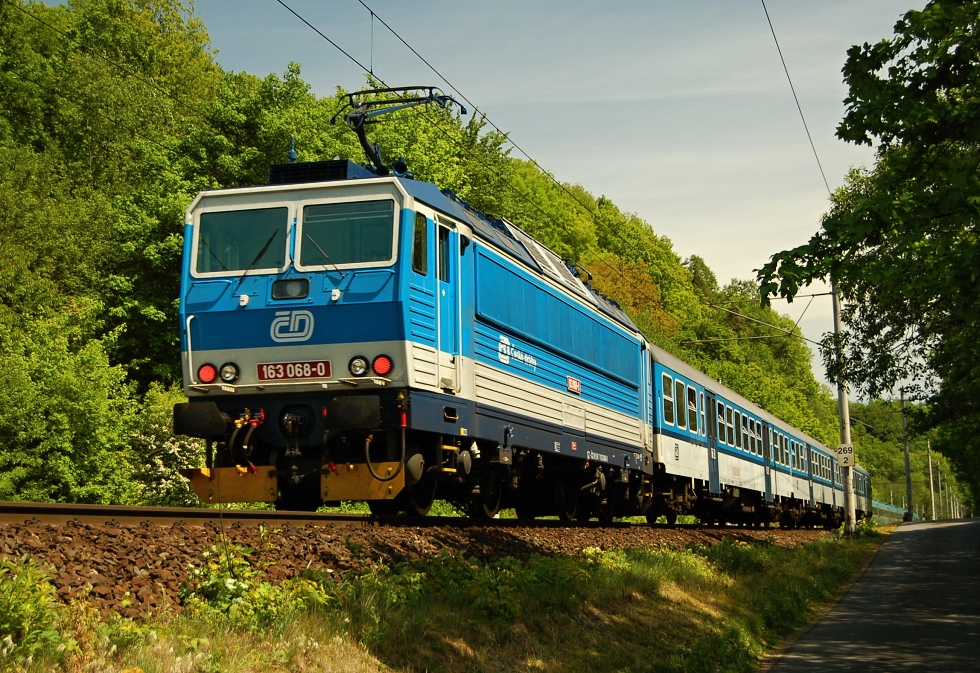 163 068-0