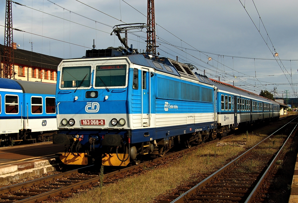 163 068-0