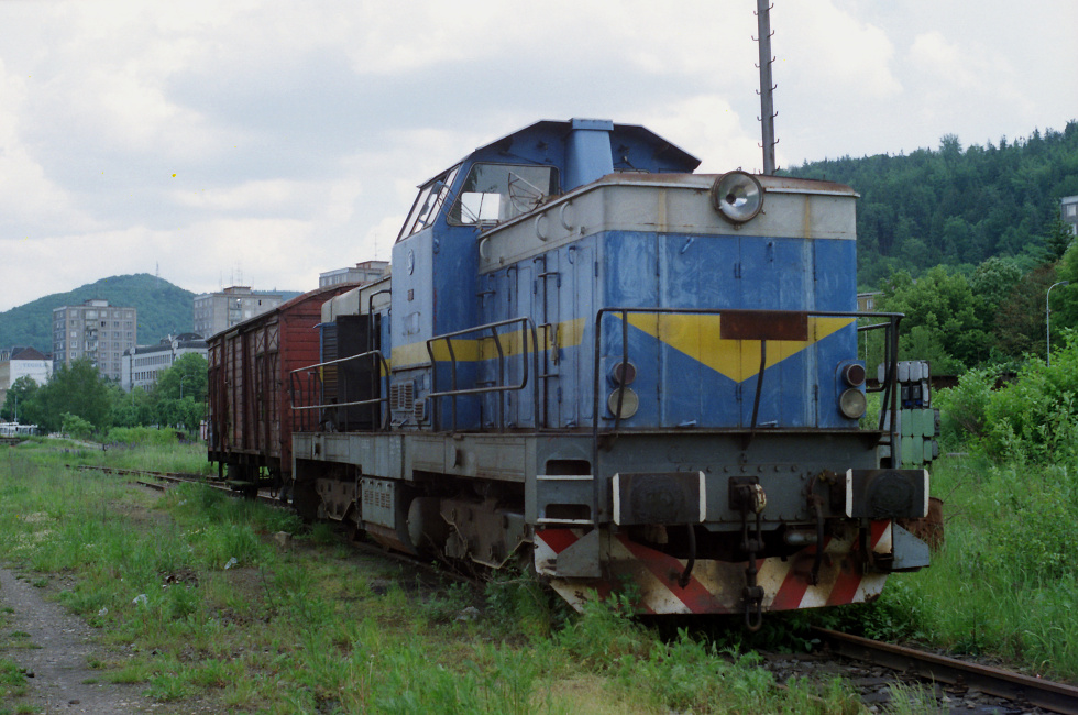 735 125-7