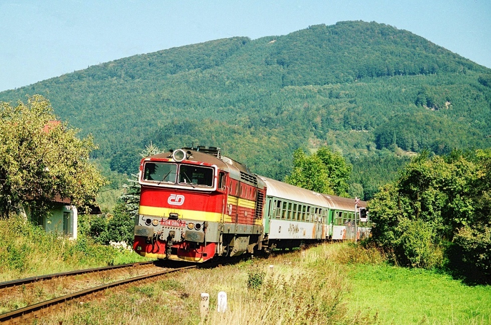754 086-7