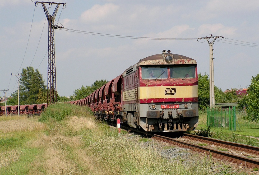 751 089-4