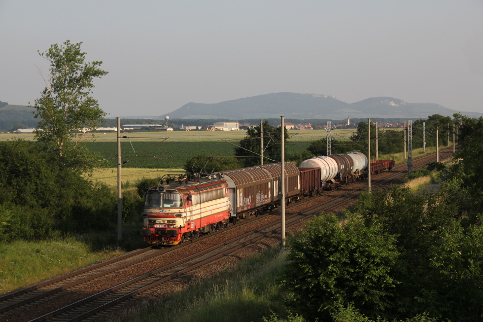 230 009-3