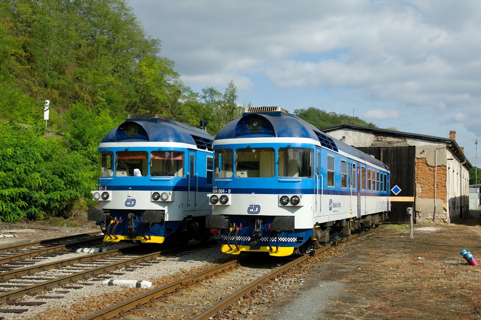 854 004-9