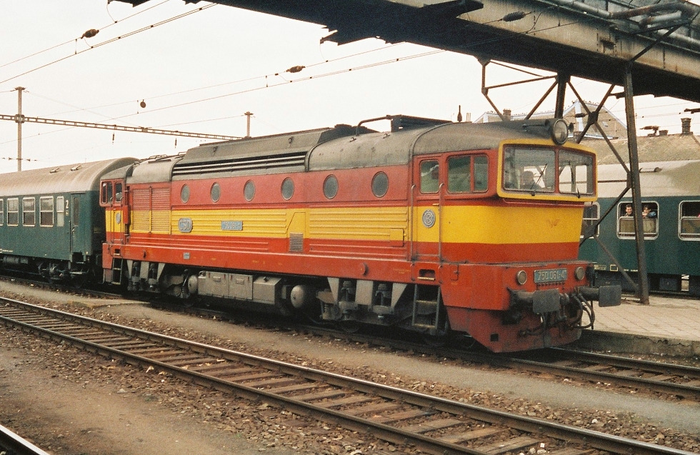 750 061-4