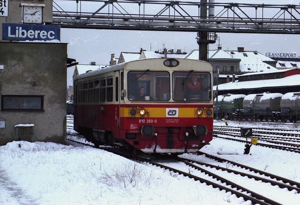810 260-0