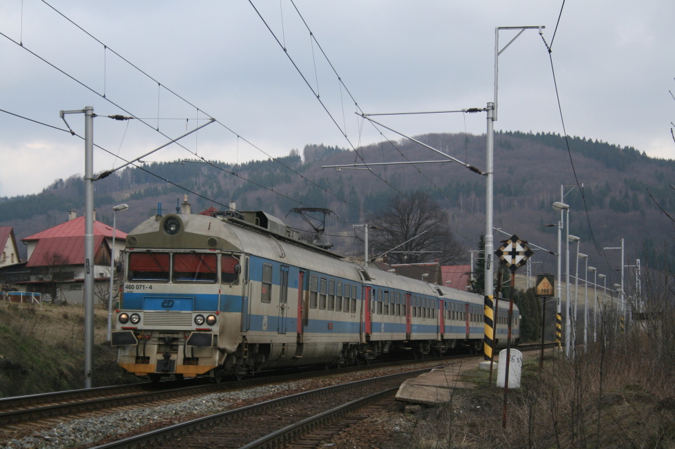 460 071-4