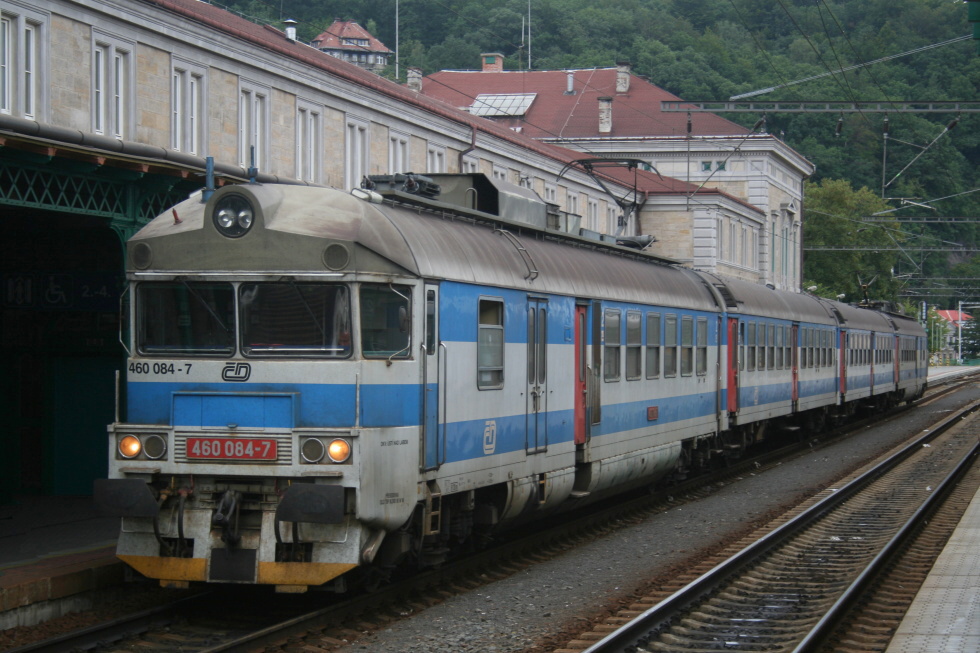 460 084-7