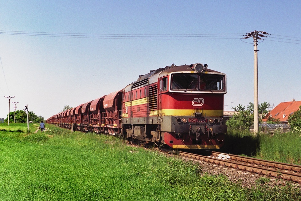 754 086-7