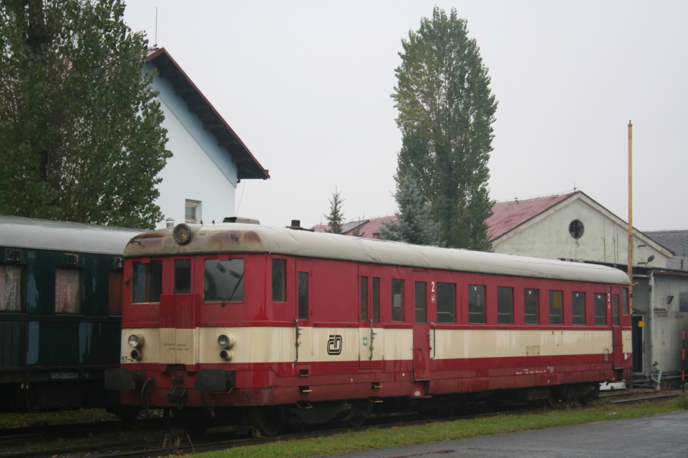 830 157-4