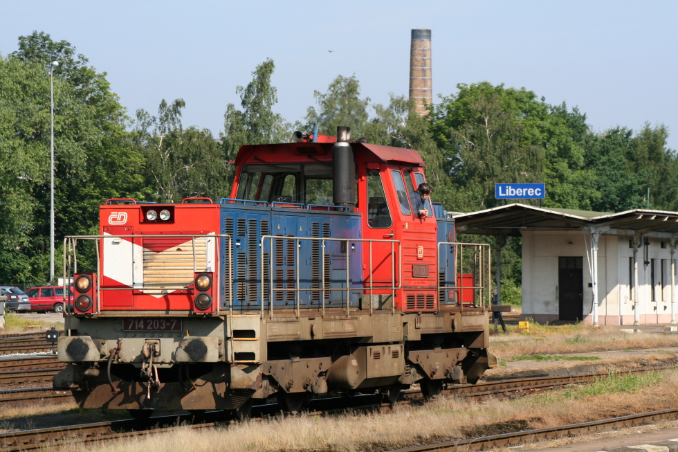 714 203-7