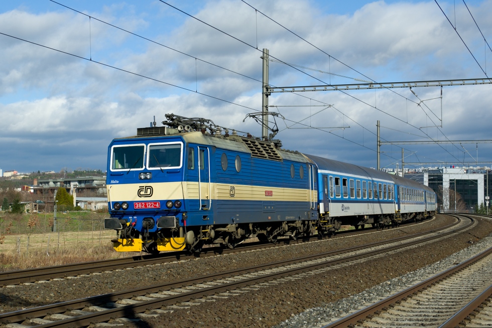 362 122-4