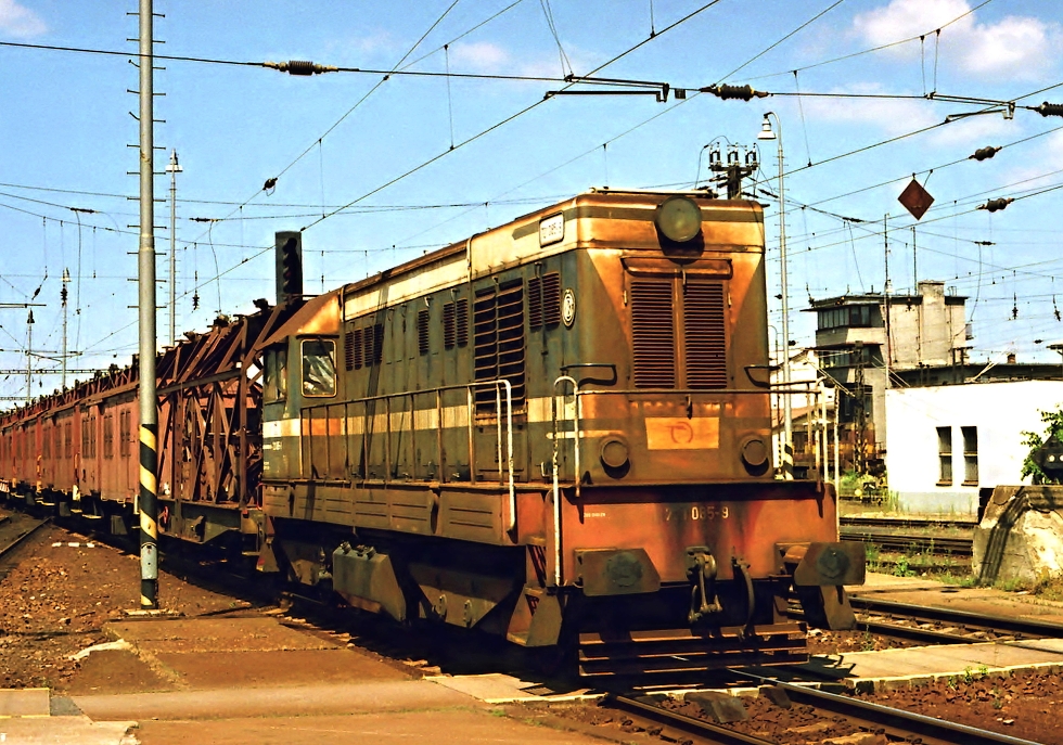 721 085-9