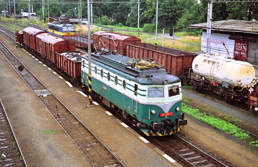 140 089-4
