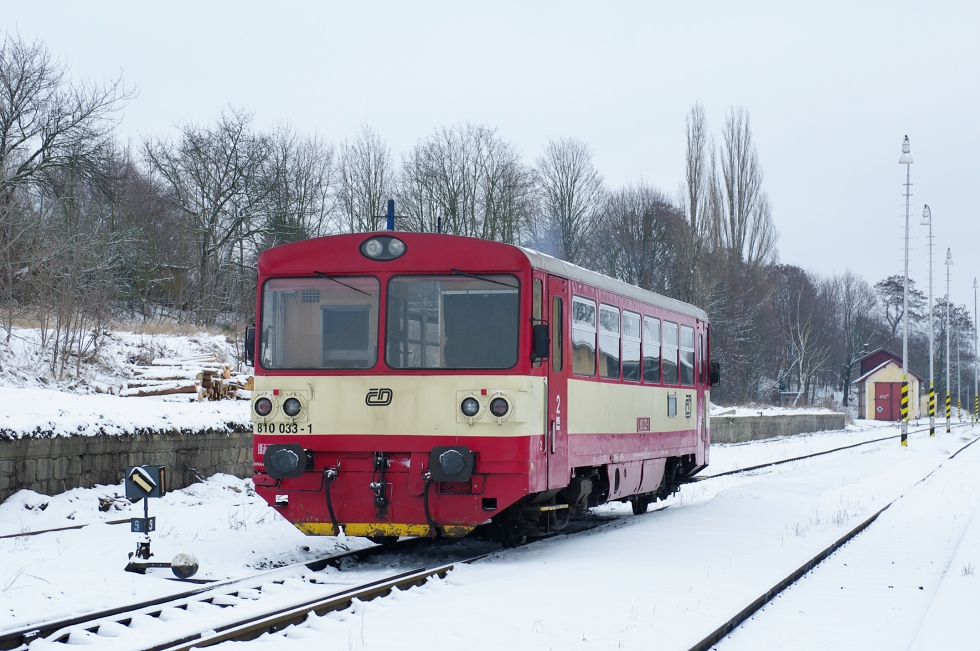 810 033-1