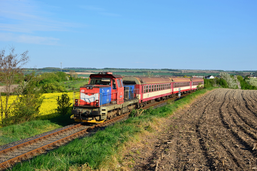 714 021-3