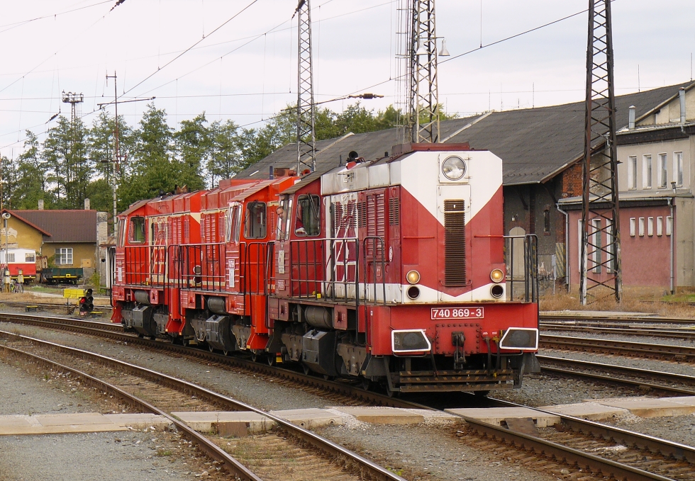 740 869-3