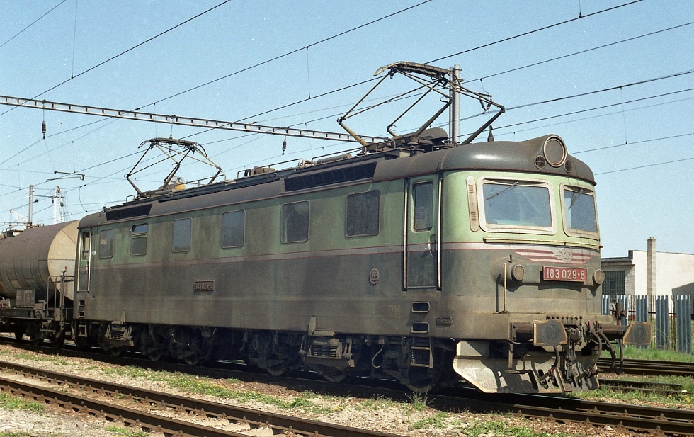 183 029-8