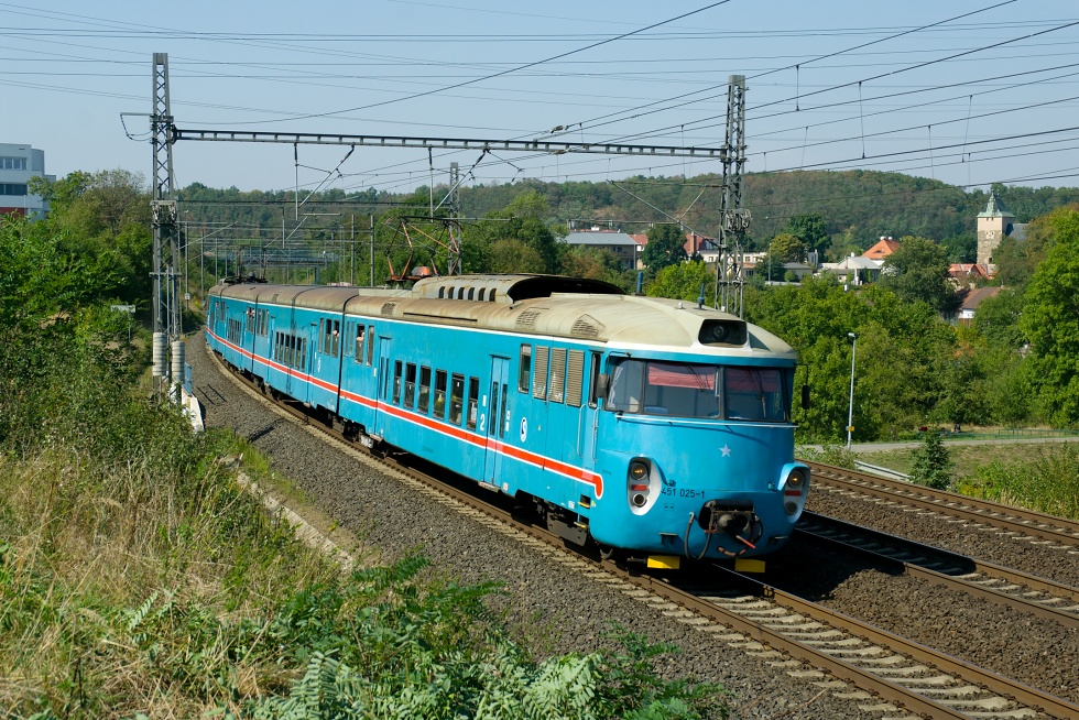 451 025-1