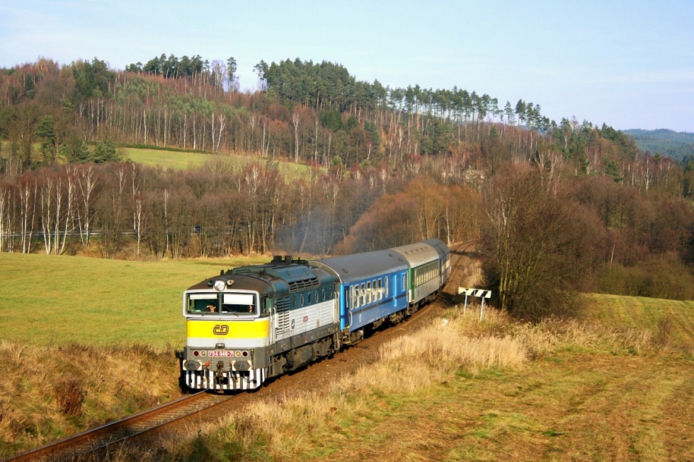 754 048-7
