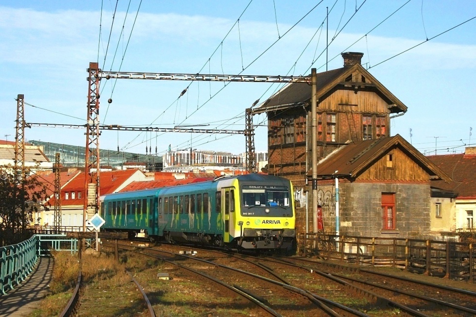 845 001-7