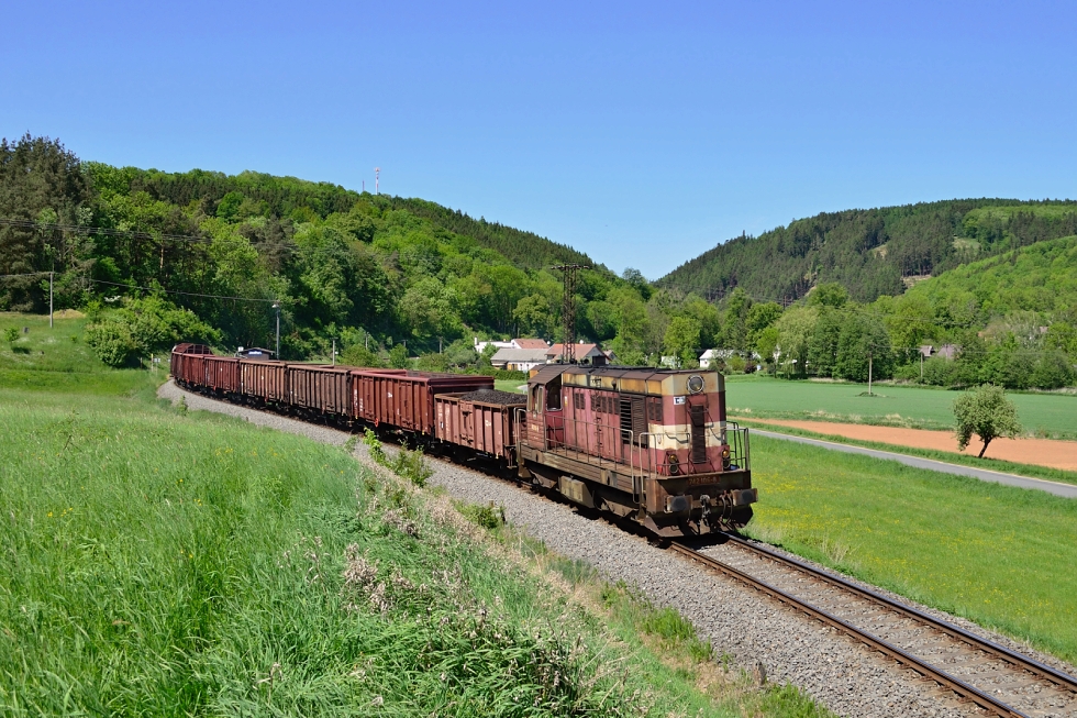742 106-8